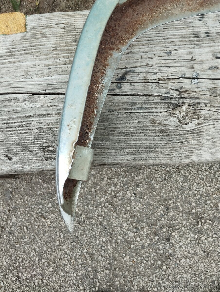 Predny naraznik 105 120 100 110 - 18