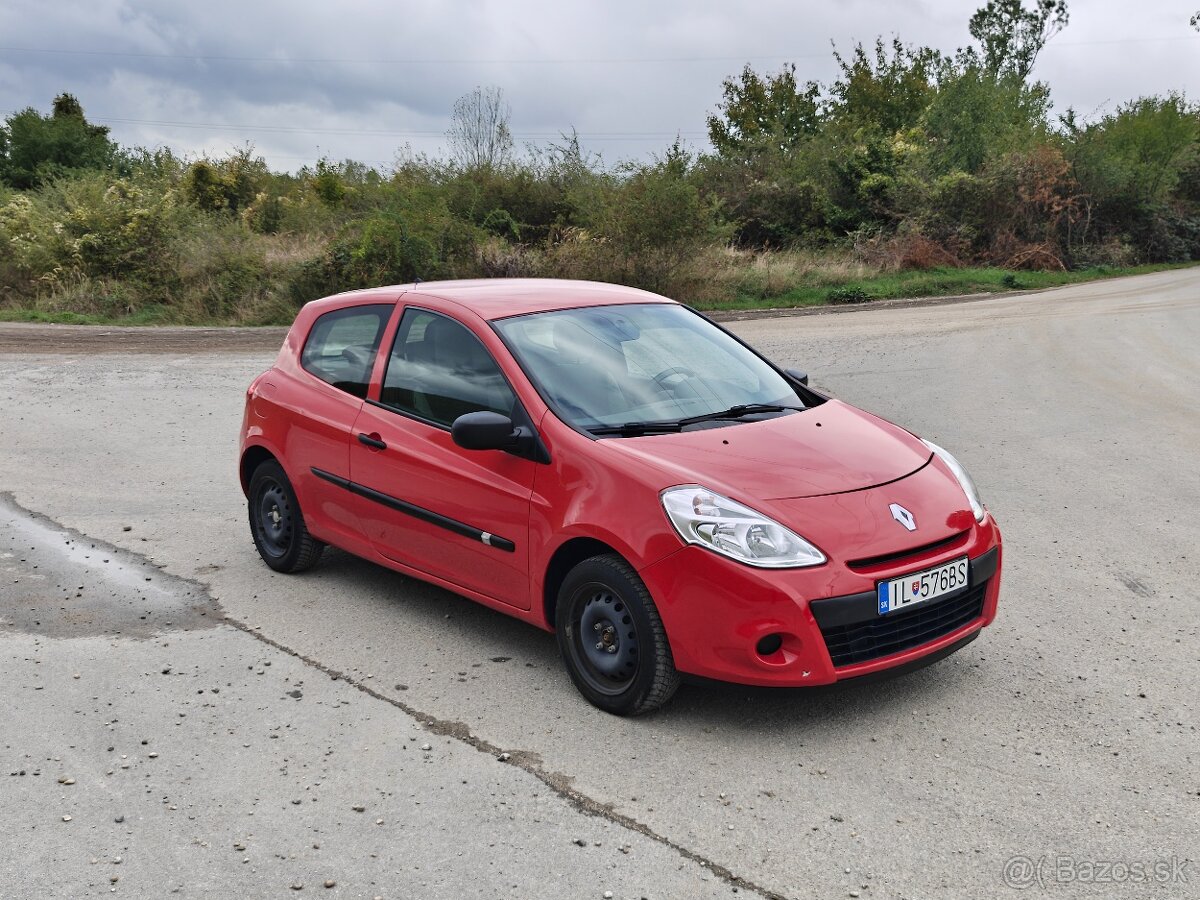 Predám Renault Clio 1,2 53.000km - 18