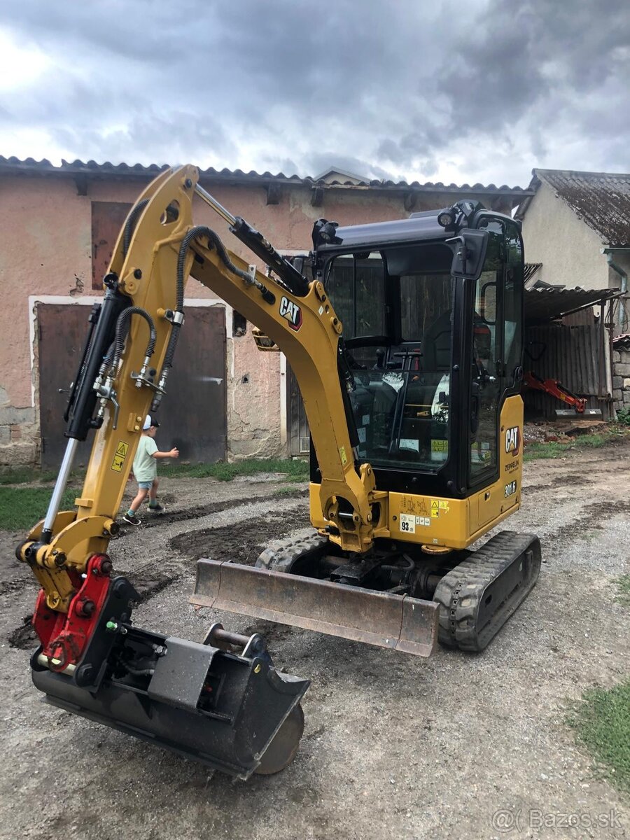 Caterpillar CAT 301.6 - 18