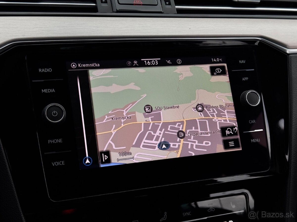 Volkswagen Passat Variant 2.0 TDI Elegance 4Motion DSG - 18