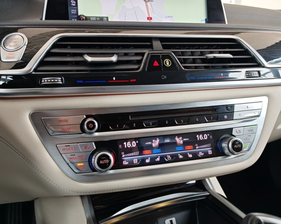BMW Rad 7 730d xDrive A/T - 18