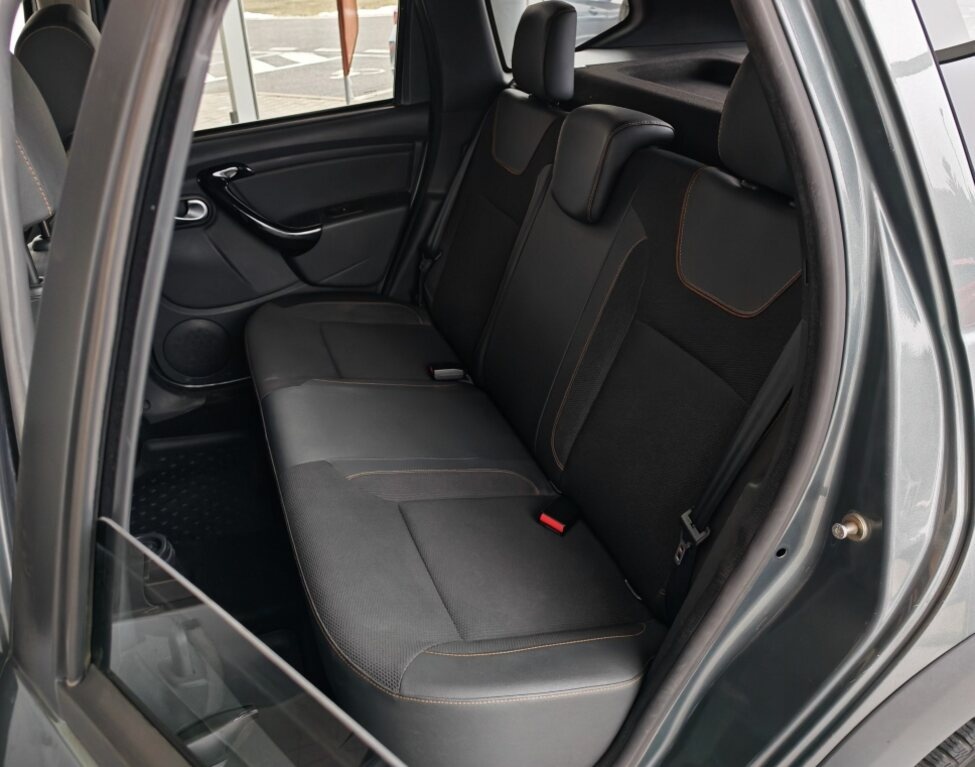 Dacia Duster 1.5 dCi 80KW Comfort 4x4 - 18