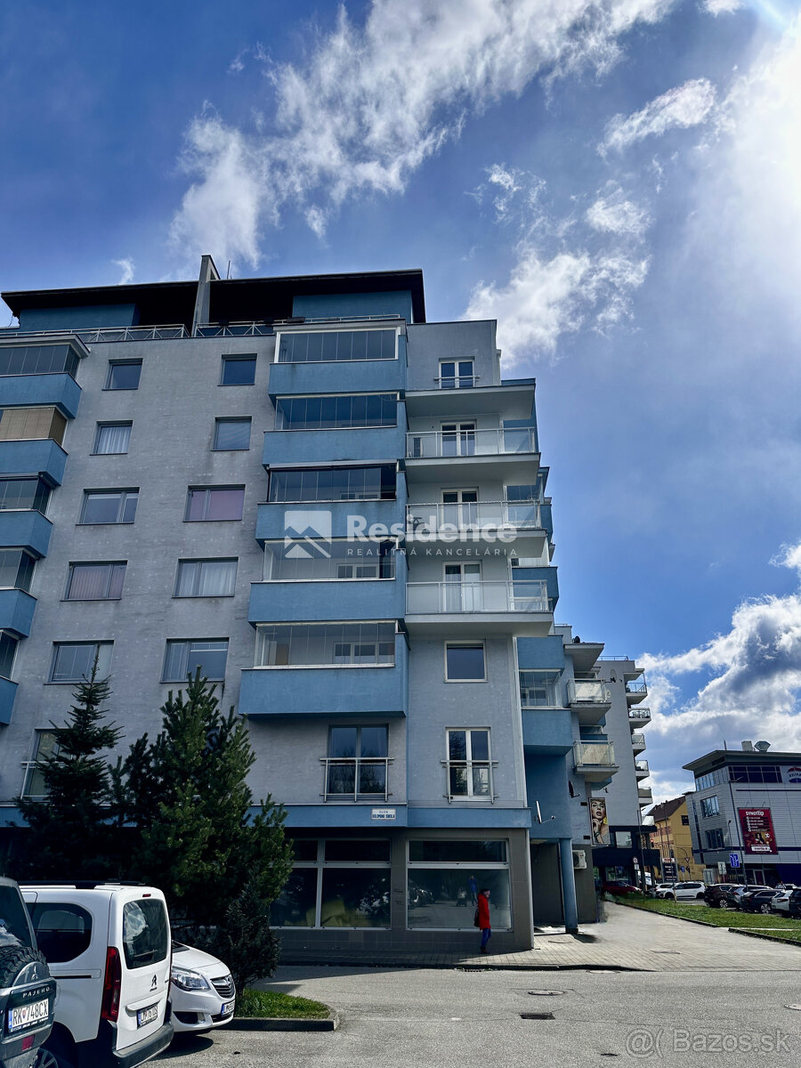 Na predaj 3-izbový byt priamo v centre Liptovského Mikuláša - 18