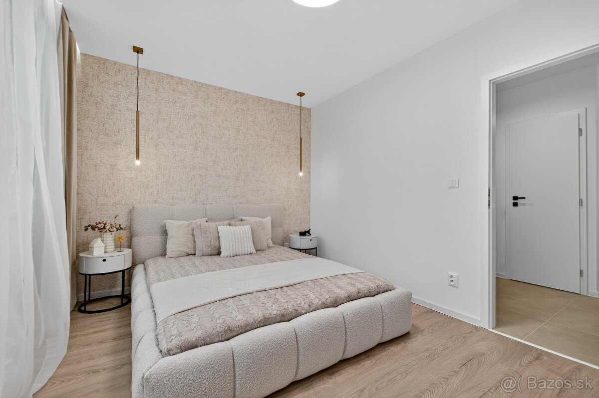 NA PREDAJ ŠTÝLOVÝ 3-IZBOVÝ BYT, KOMPLETNÁ REK., PETRŽALKA - 18