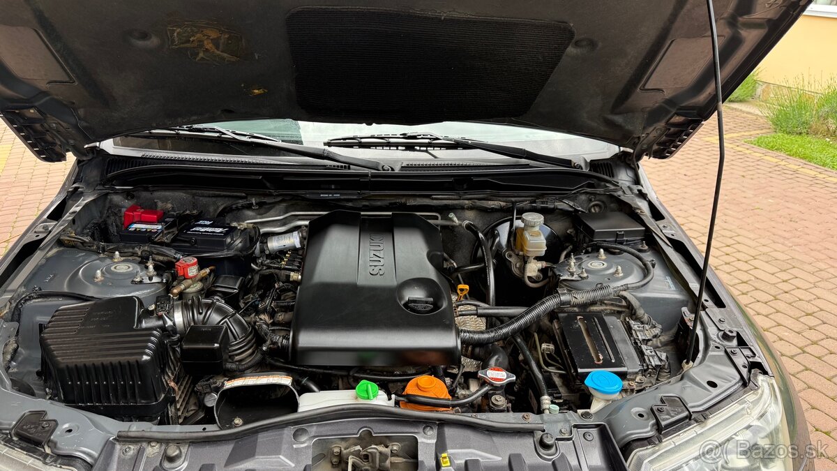 Suzuki Grand Vitara 2.4i, benzin + LPG - 18