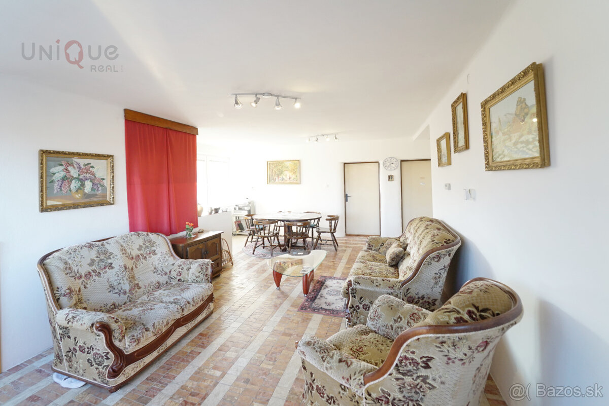 NA PREDAJ RODINNÝ DOM V KAMENIČNEJ - 18