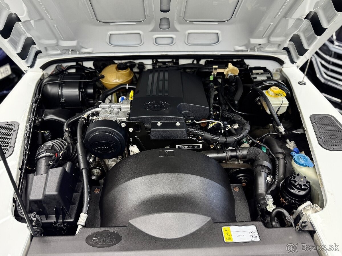 LAND ROVER DEFENDER, 4X4, 2012 - 18