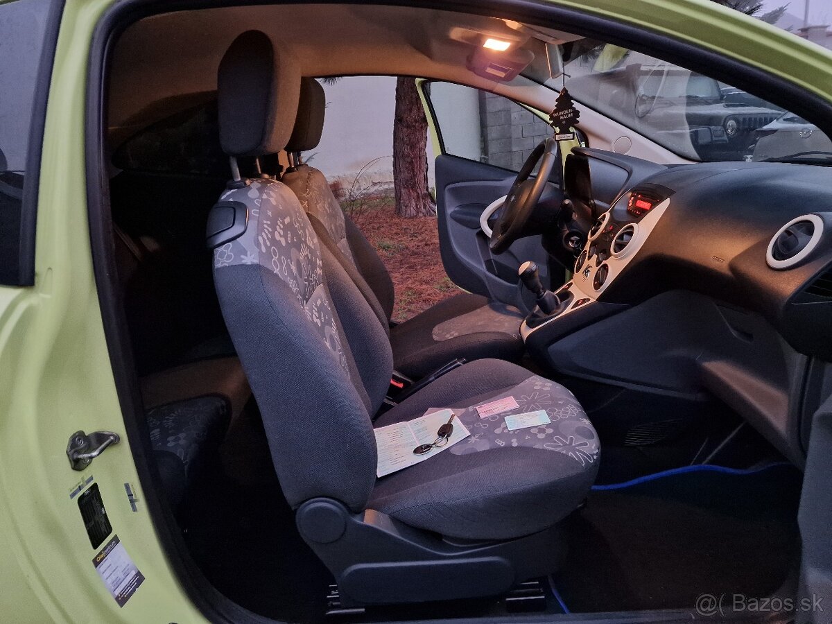 Ford Ka 1.2i Duratec 70k M5 Ambiente (benzín) - 18