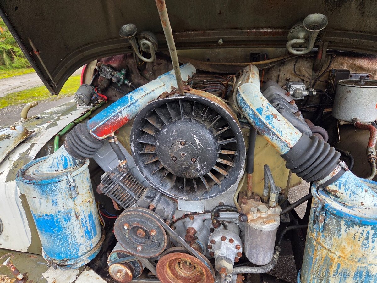 TATRA T138 cisterna - uloženka - na prestavbu - 18