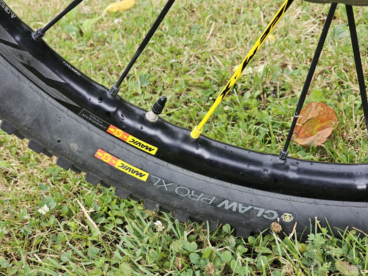 Canyon Torque CF9 - 18