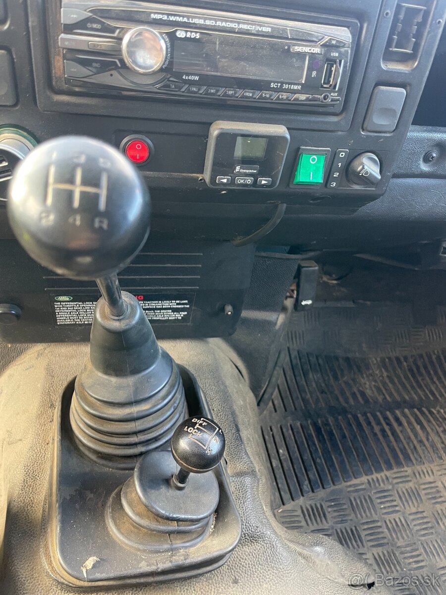 Land Rover Defender 110 TD5 - 18