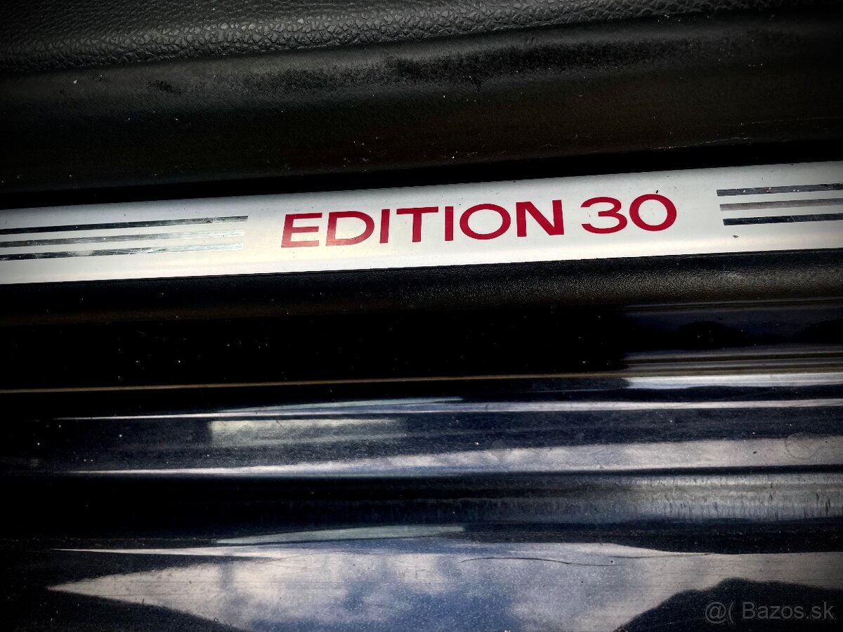 Volkswagen Golf V GTI Edition 30 - 18