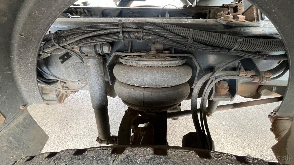 RA T 158 PHEONIX 8X8 RETARDÉR - 18