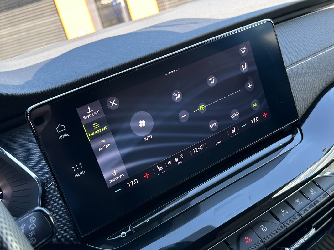 Škoda Octavia Combi 2.0 TDi DSG - 18