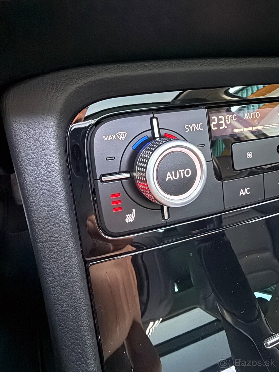 VW Touareg II 3.0 TDI V6 Executive - 18