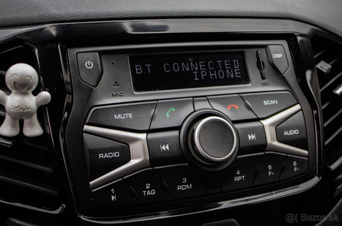 Lada Vesta SW Cross 1.6 MPI, 75kW, M5 - 18