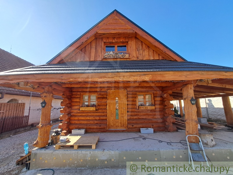 Zrubový domček v tichej časti obce Lehota vhodný na rekreá - 18