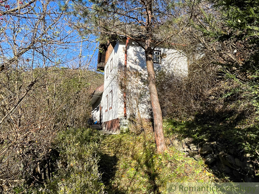 Pôvodný banícky dom s rozľahlým pozemkom – Banská Hodruša - 18