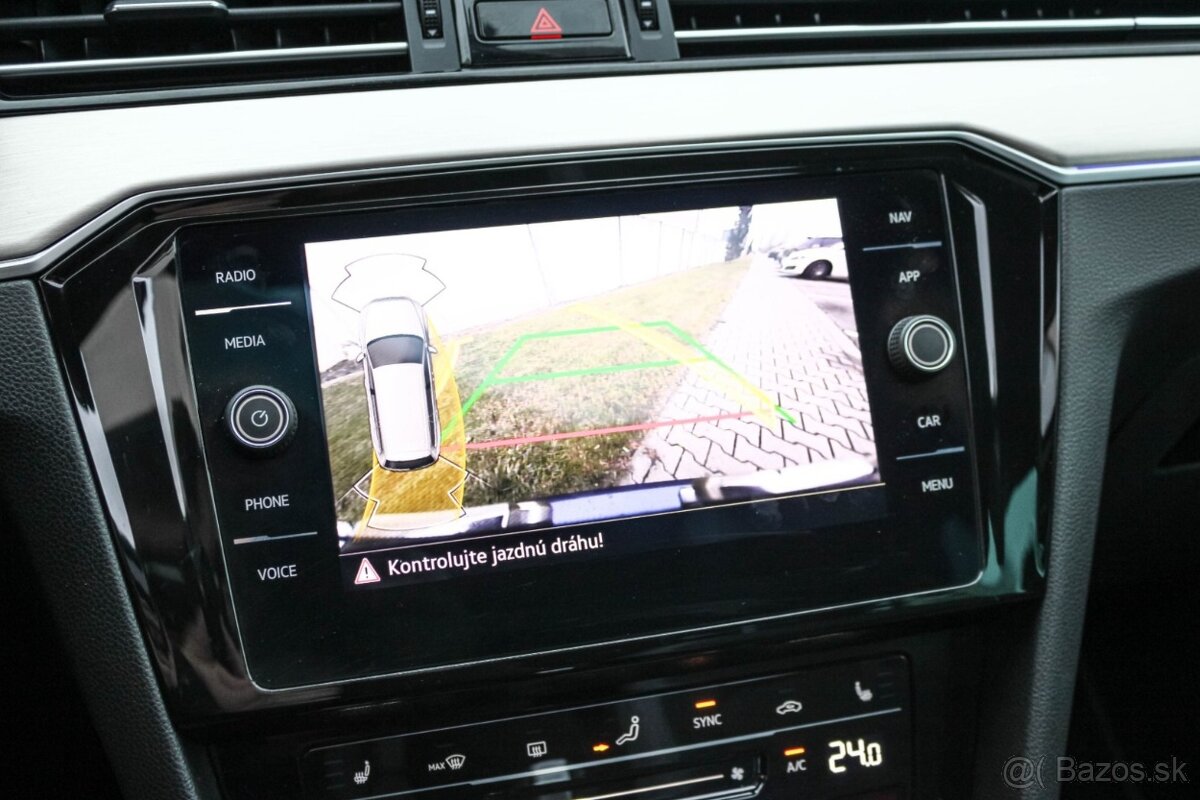 Volkswagen Passat Variant 2.0 TDI EVO Elegance DSG - 18