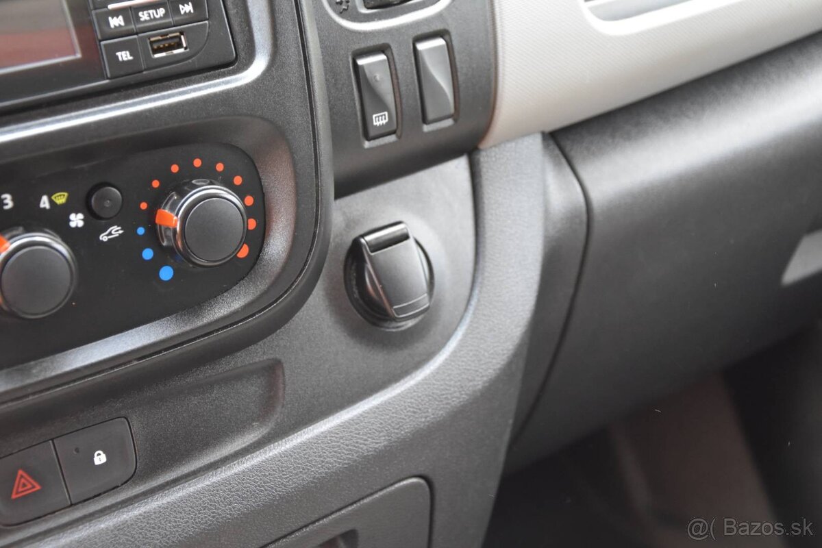 Renault Trafic - 18