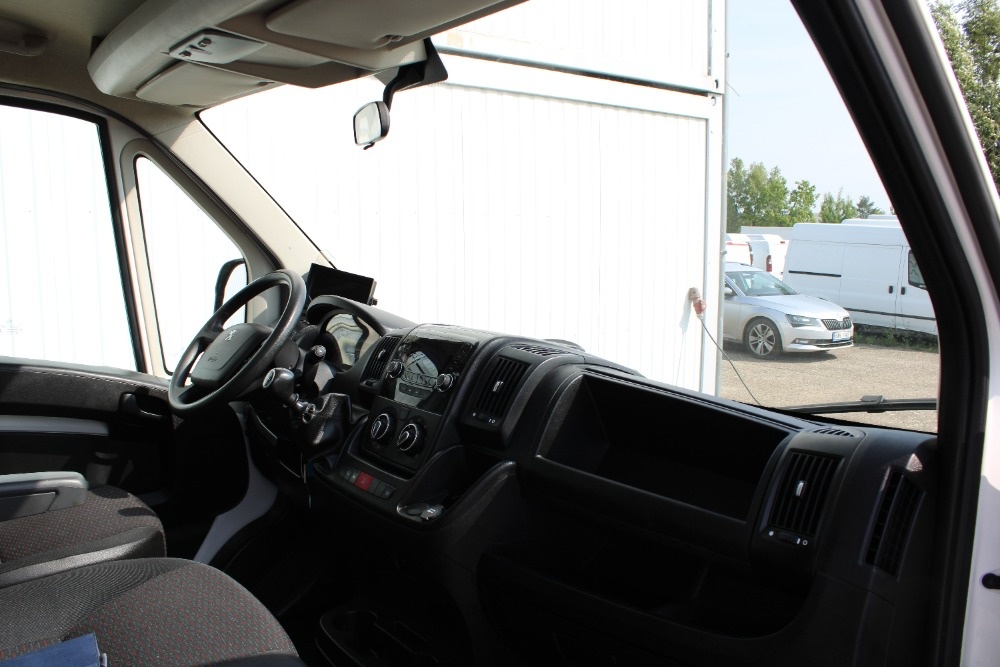 Peugeot Boxer, 2,2 HDI 7Míst nosič kontejneru - 18