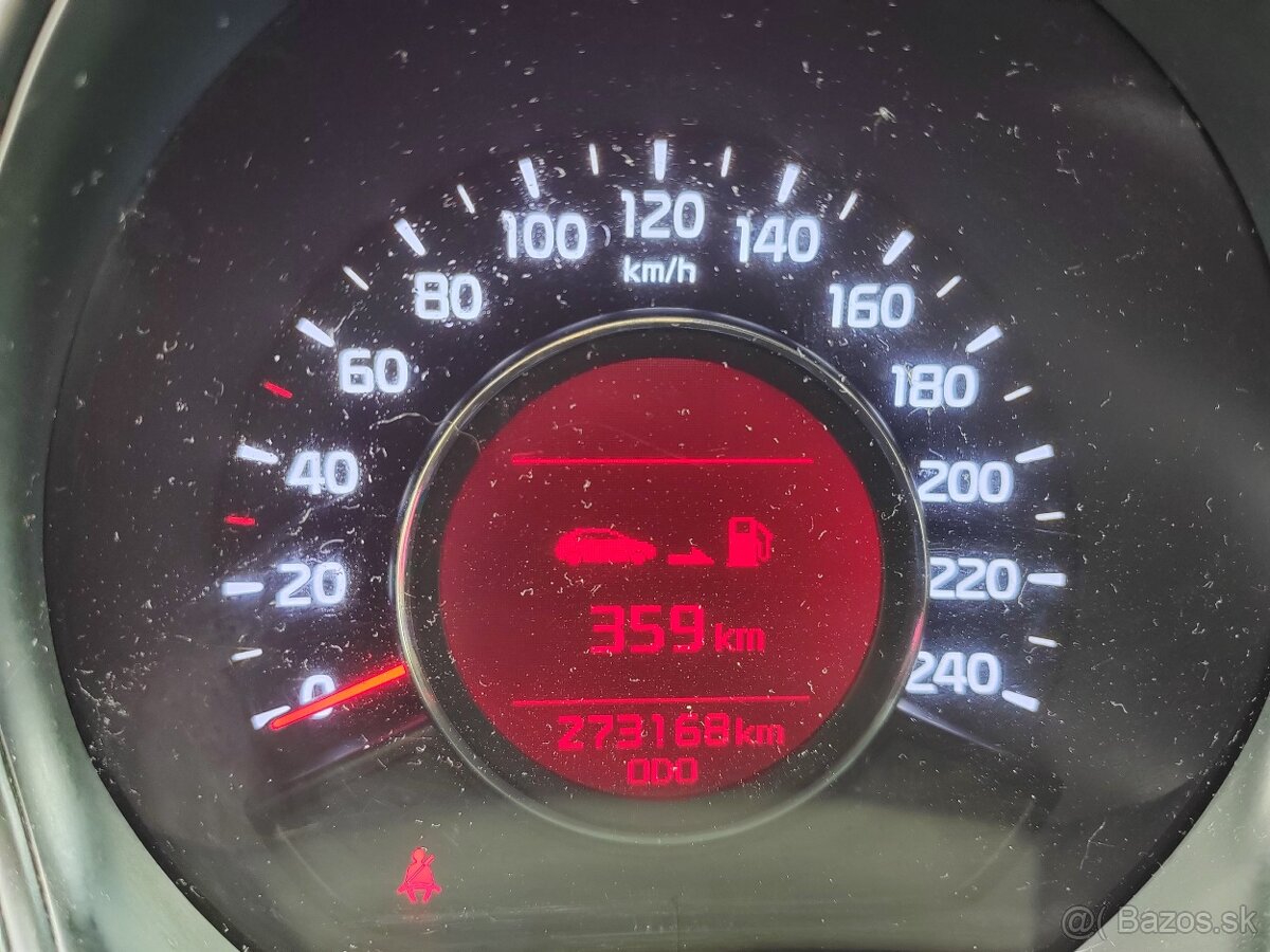 Kia ceed 2015 Diesel Nová STK A EK - Možné splátky - 18