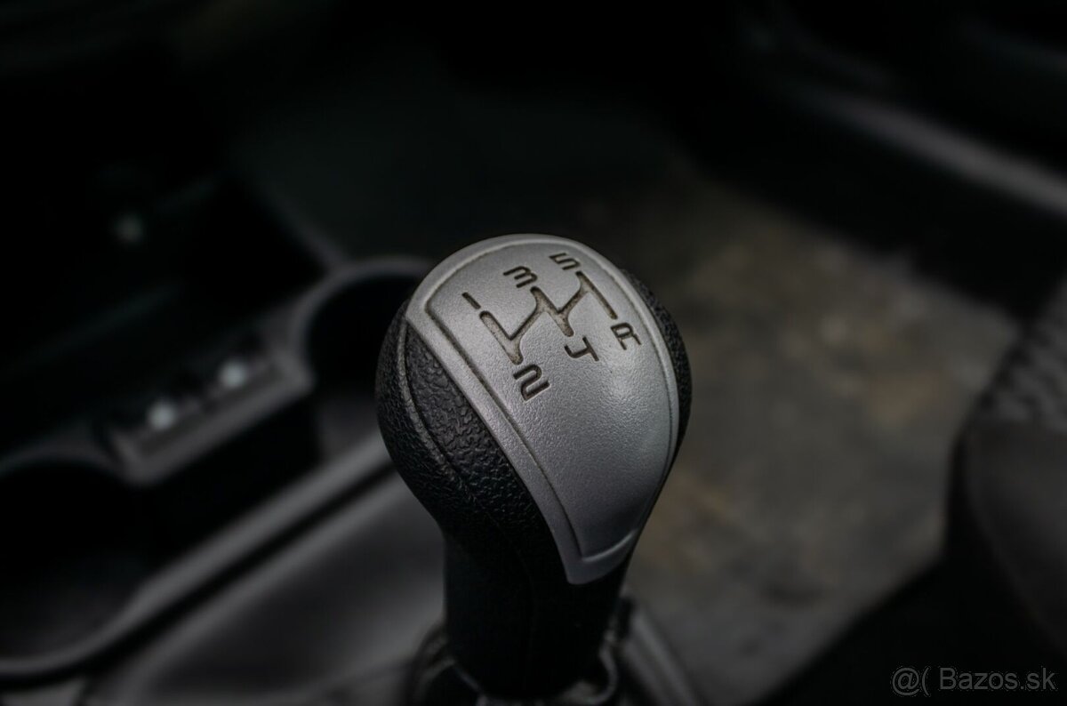 Lada Kalina cross 1.6 16V MPI Luxe - 18