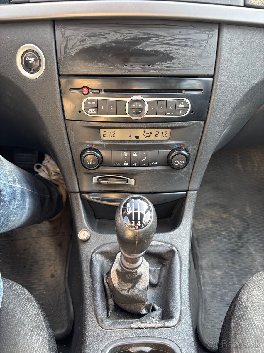 Predám Renault Laguna - 18