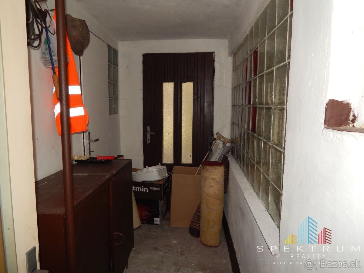 SPEKTRUM REALITY - Na Predaj rodinný dom s pozemkom 1385 m2, - 18