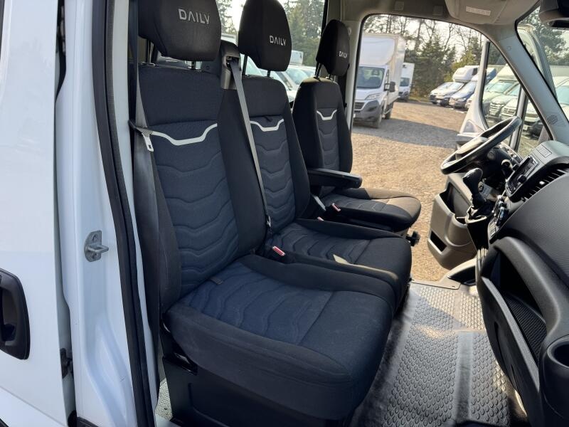 Prodám Iveco Daily 35S160,6míst,MAXI,10/2021,DPH - 18