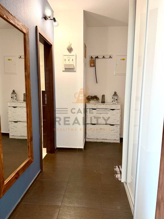 Na prenájom 2 izbový byt, Hrubá Borša, ul. Pri Akadémii, okr - 18