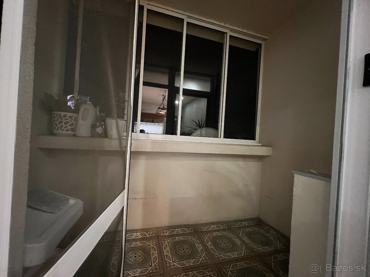 Prenájom 3 izb. byt vo výbornej lokalite, Poľná ulica, BA I. - 18
