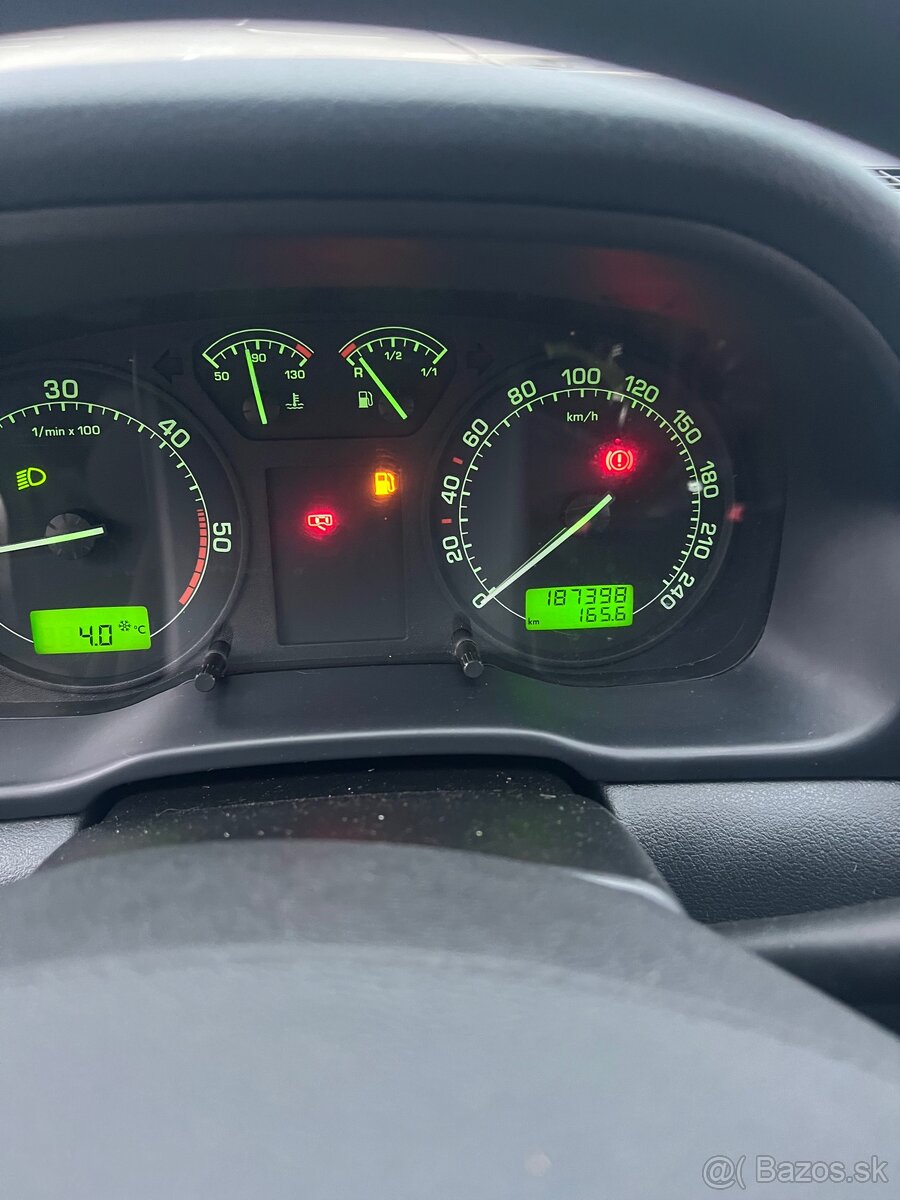 Škoda Octavia 1.9TDi 74kW r2010 - 18