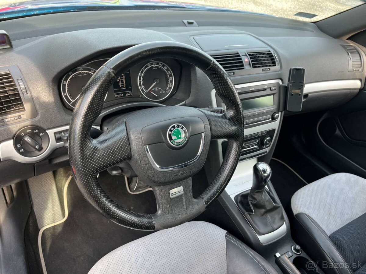 Škoda Octavia 2.0 TFSI RS - 18