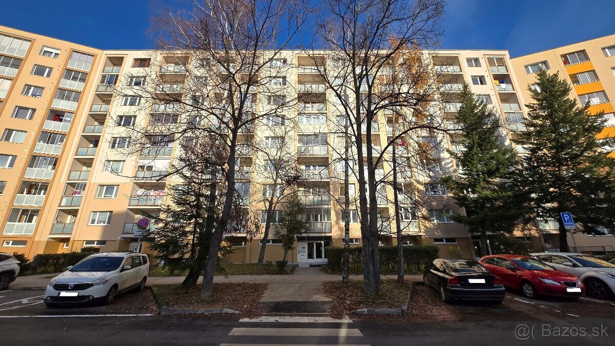 1 (až 1,5) izbový byt, Hemerkova ul, 36 m2, lodžia, upravený - 18