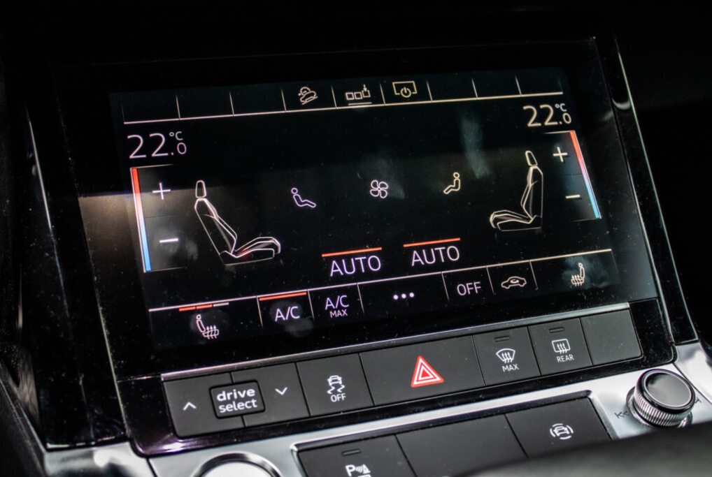 Audi E-tron 55 quattro Advanced, 300kW - 18