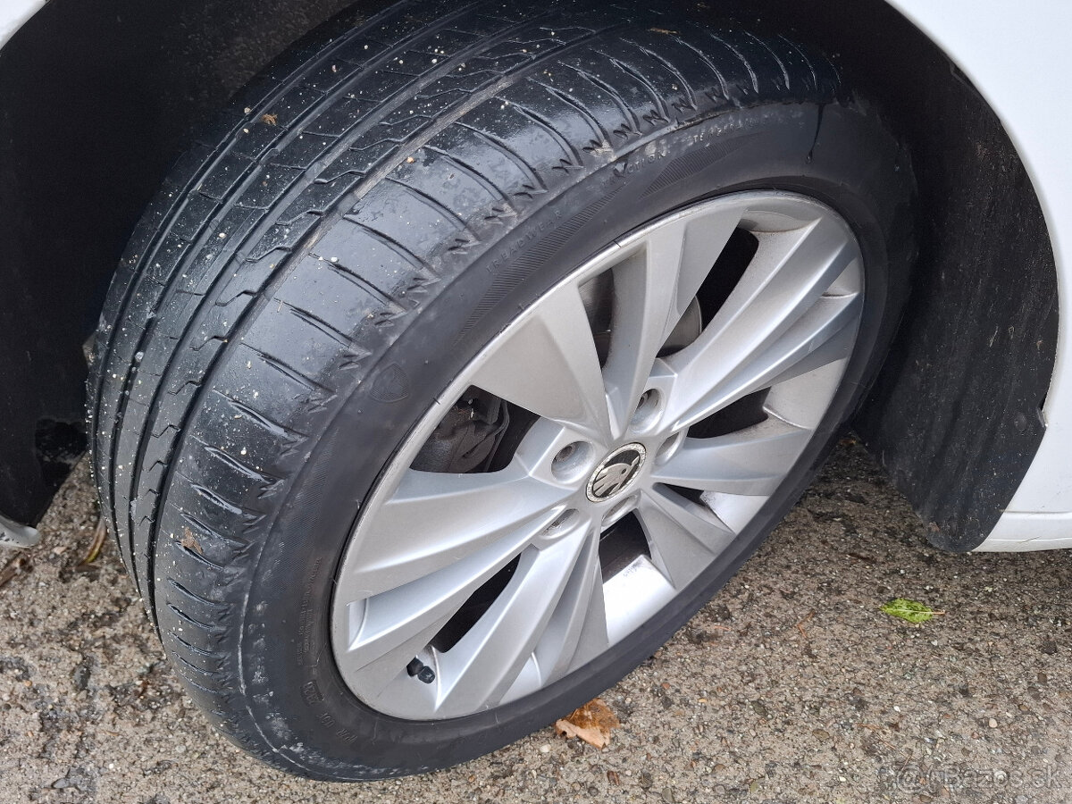 ŠKODA SUPERB COMBI 1,6 TDi 77kW 2013 - 18