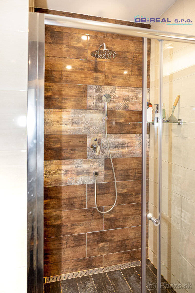 Predaj novostavby 4izb RD 173m2 pozemok park. úprava 1570m2 - 18