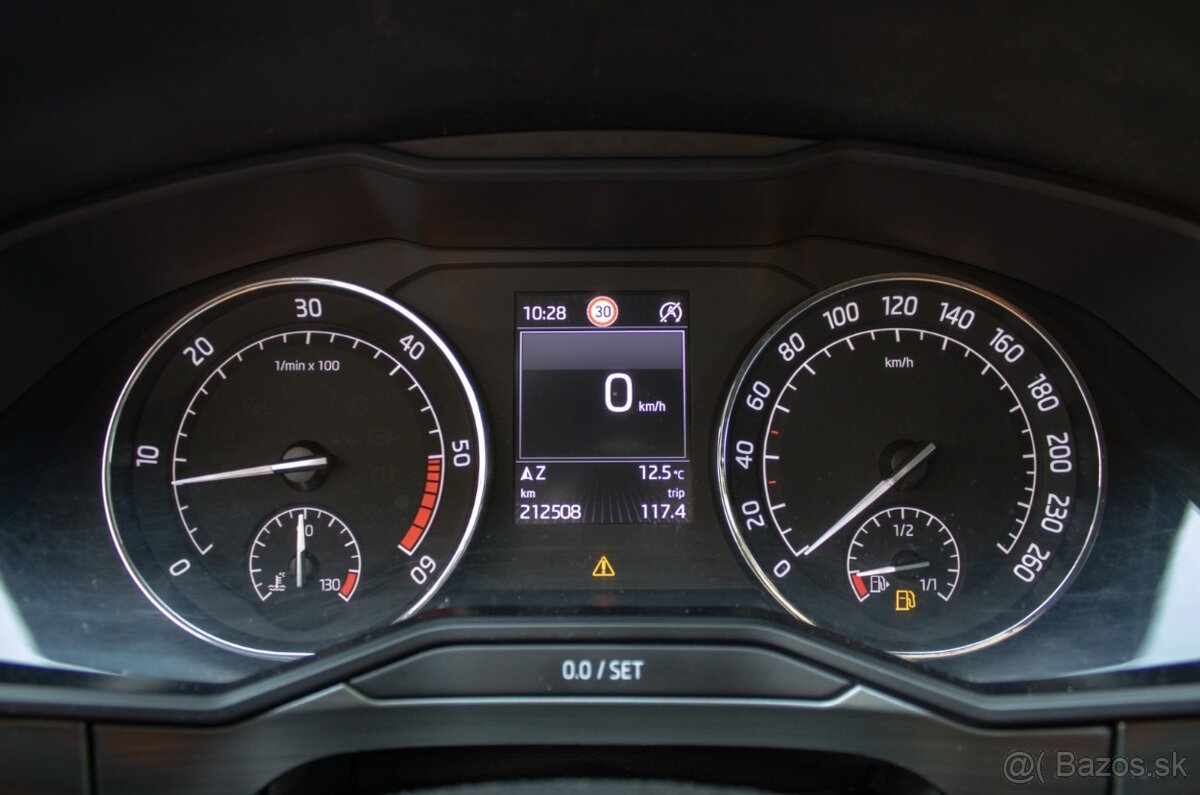 Škoda Superb Combi 2.0 TDI DSG 140kW - 18