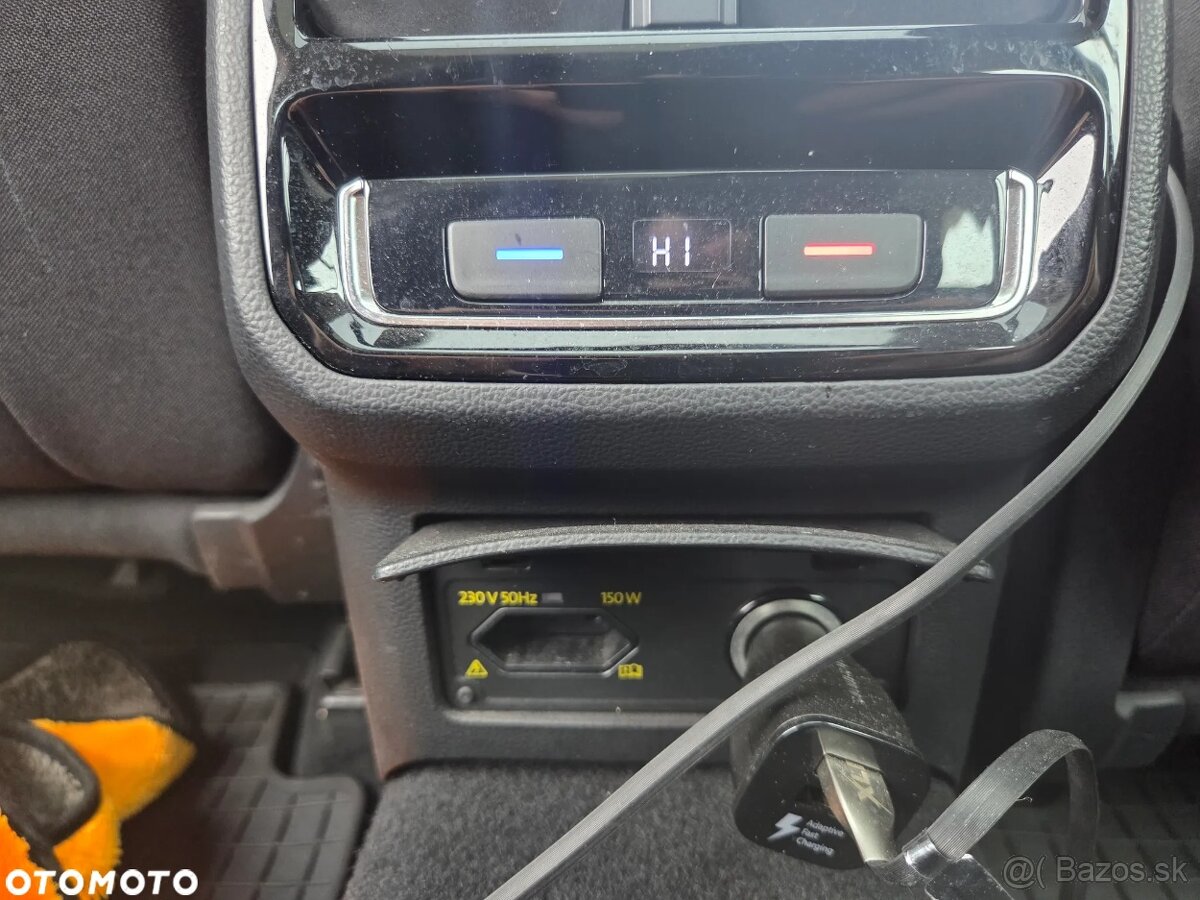 Volkswagen Passat Variant 2.0 TDI SCR BlueMotion Comfortline - 18