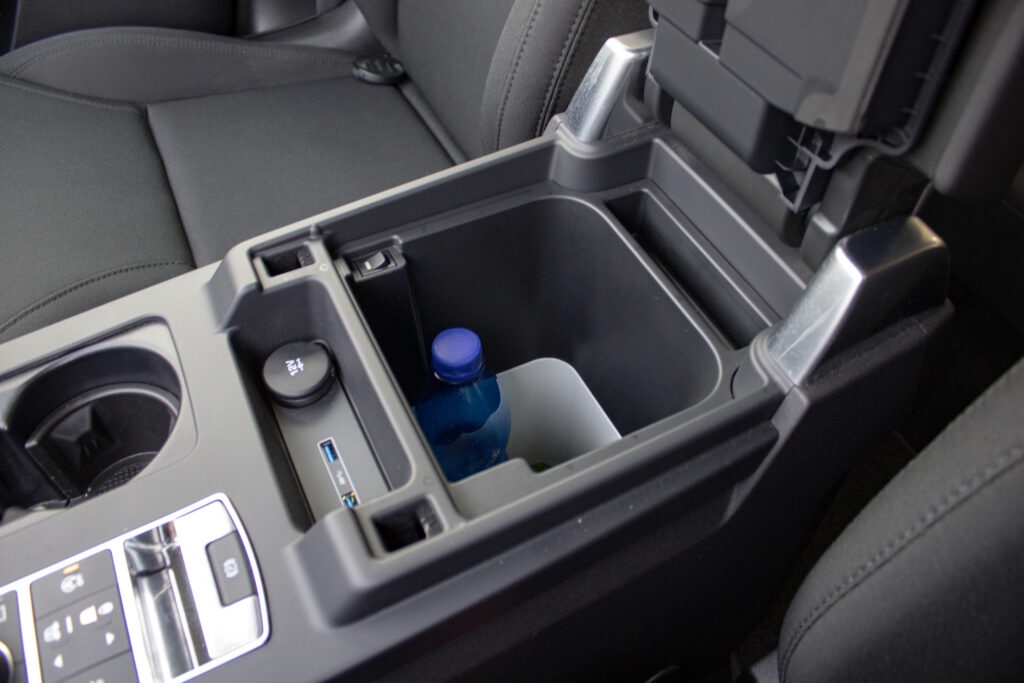 Land Rover Discovery 3.0 SDV6 SE - 18