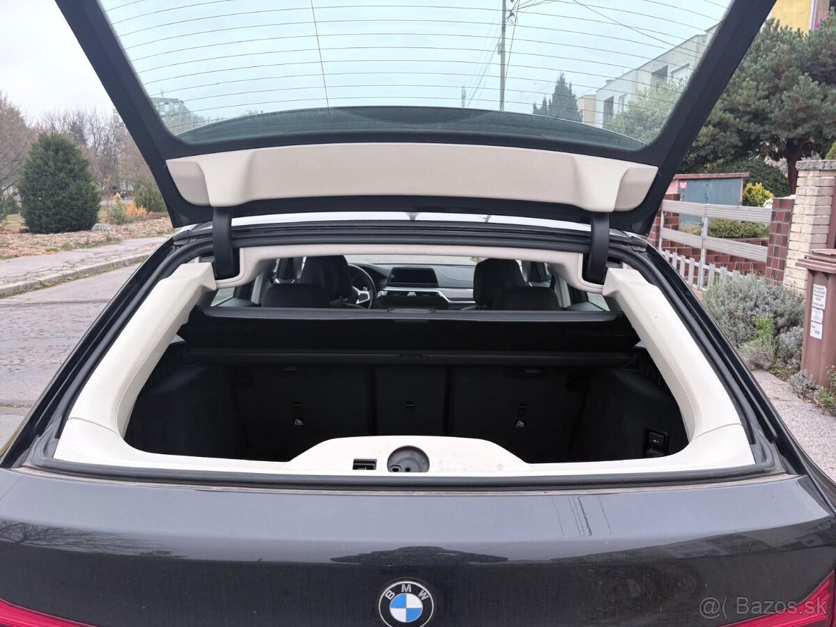 520D xDrive LUXURY LINE - 18