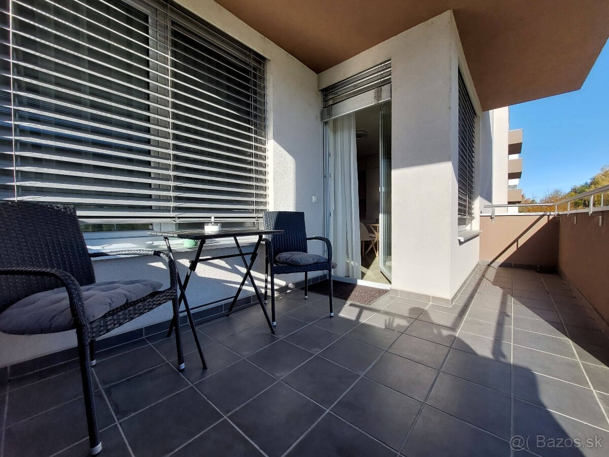 3-izbový zariadený byt 80 m2 s terasou v novostavbe Trenčín. - 18
