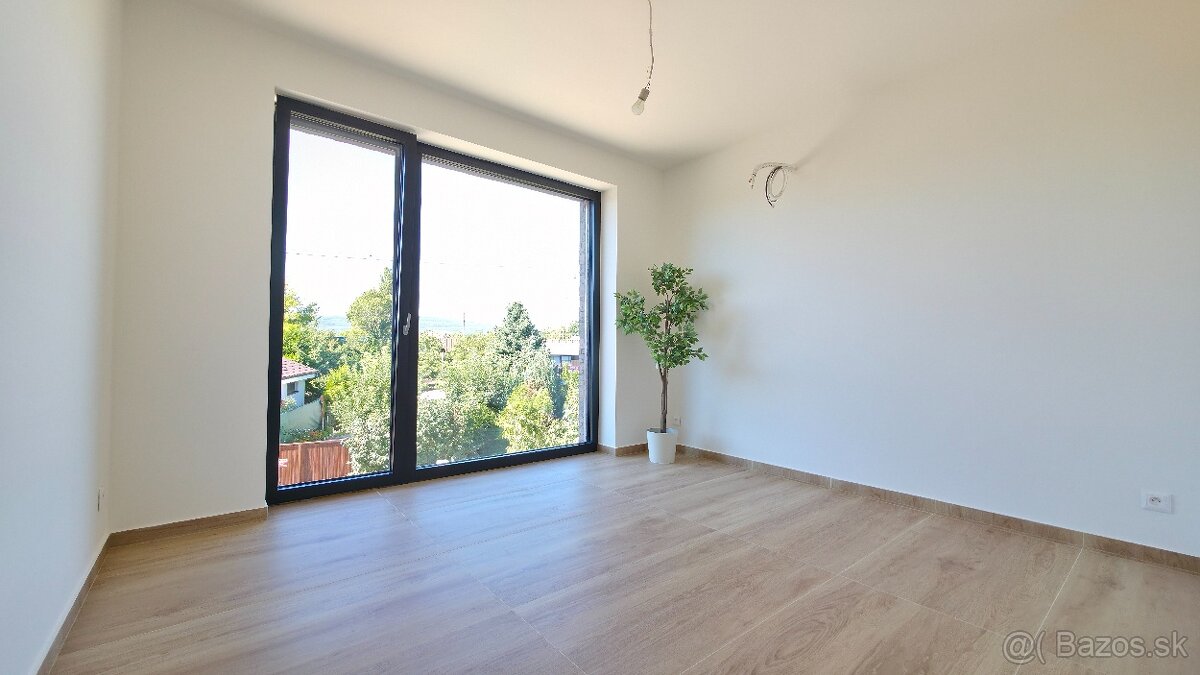 KRÁSNA NOVOSTAVBA 3 IZB. DOMU PRI JAZERE-VAJNORY,BRATISLAVA - 18