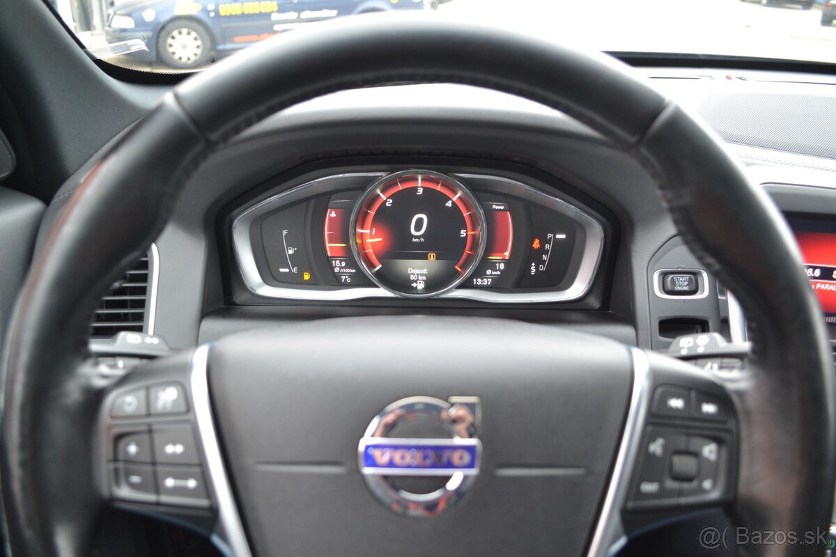 Volvo XC60 2.4 D5 AWD INSCRIPTION - 18