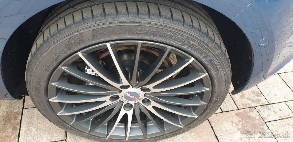 Volkswagen Golf 4x4 2.0 TDi 110kw HighLine - 18