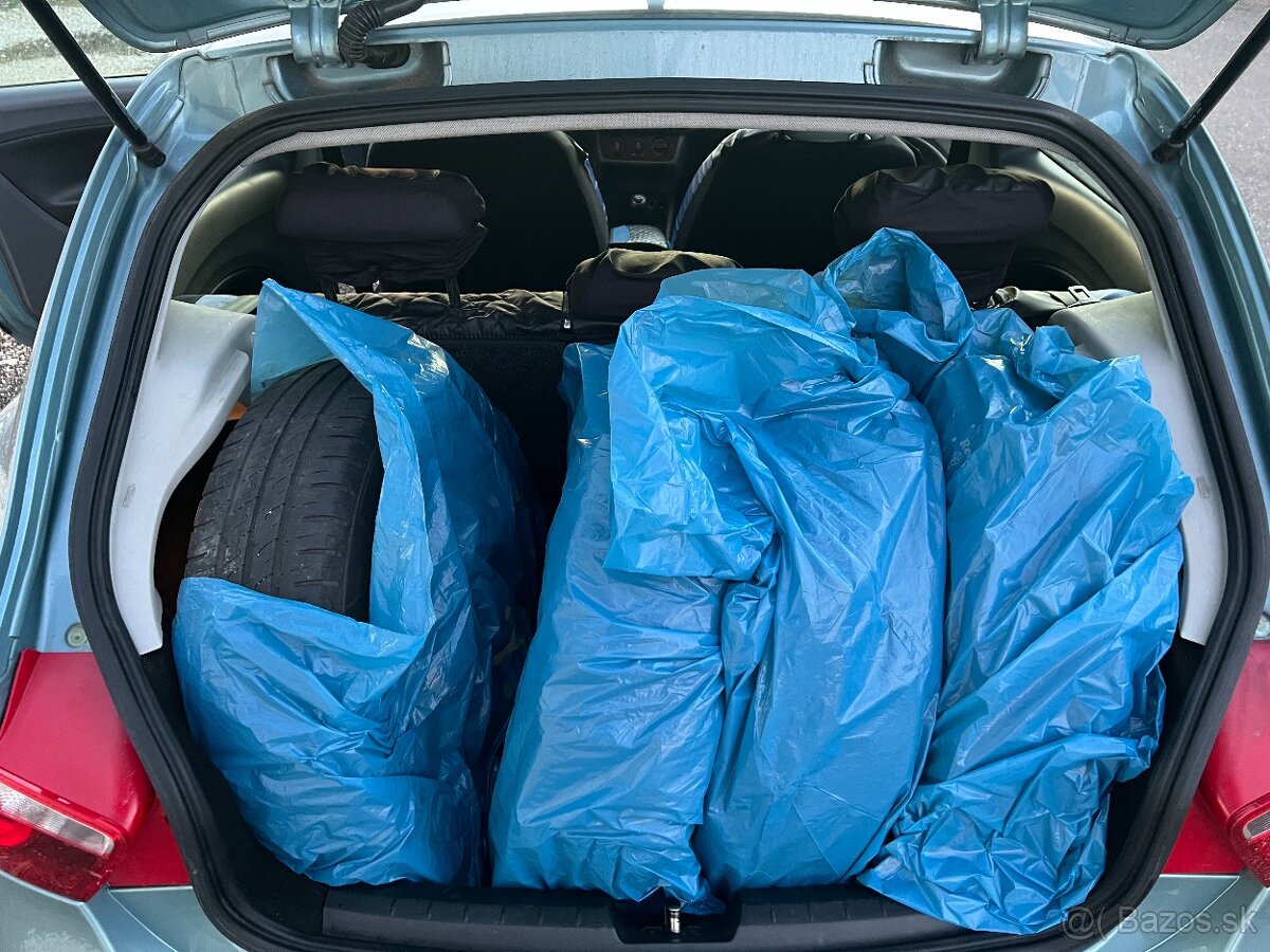 Seat Ibiza 1.2i12V 51KW VYHŘ.SEDAČKY KLIMA TAŽNÉ PARK.KAMERA - 18