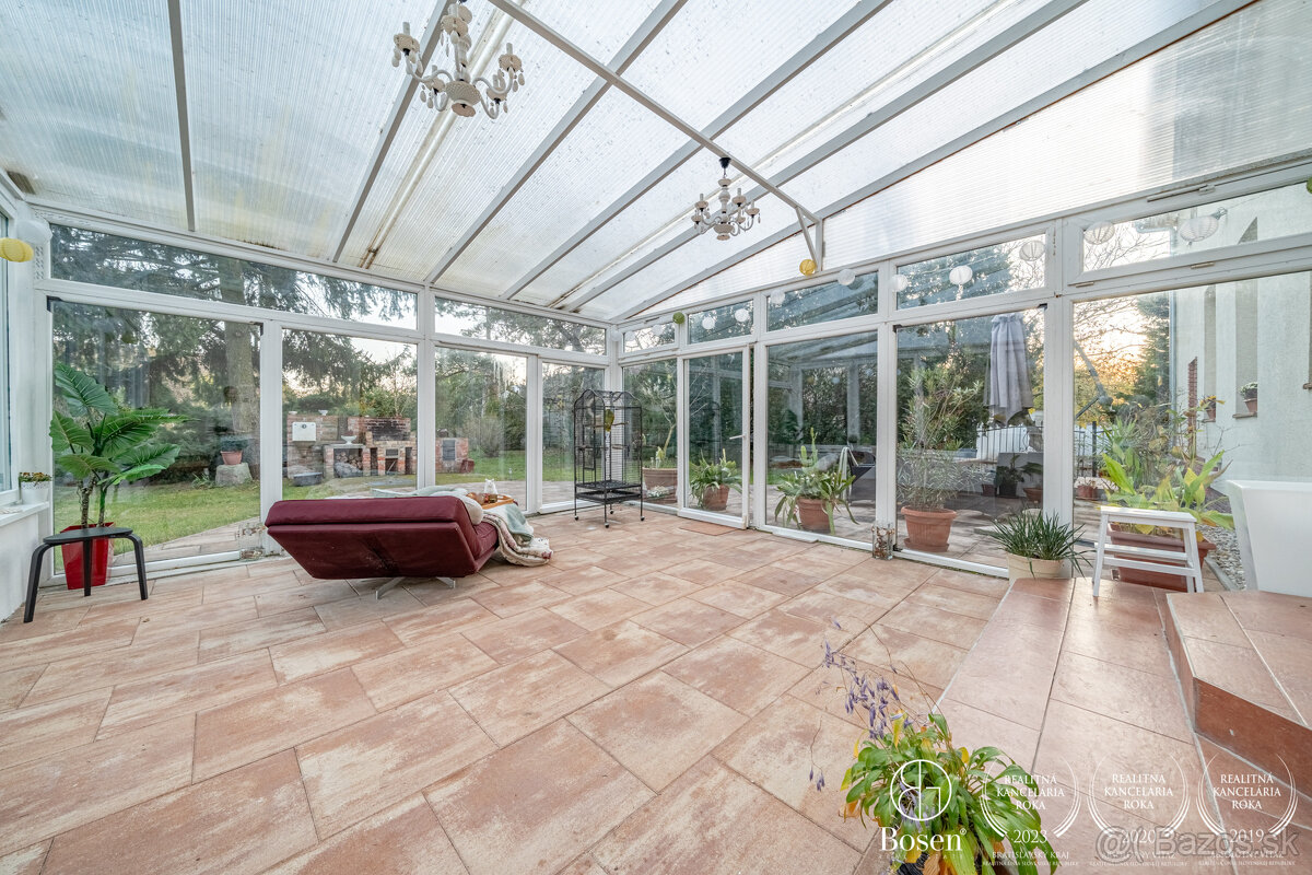 BOSEN | Farmárska usadlosť, RD, stajňa, 30 000 m² pozemok, l - 18