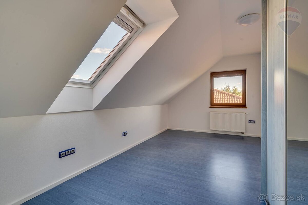 6-izbový rodinný dom s dvojgarážou v Malinove - 18