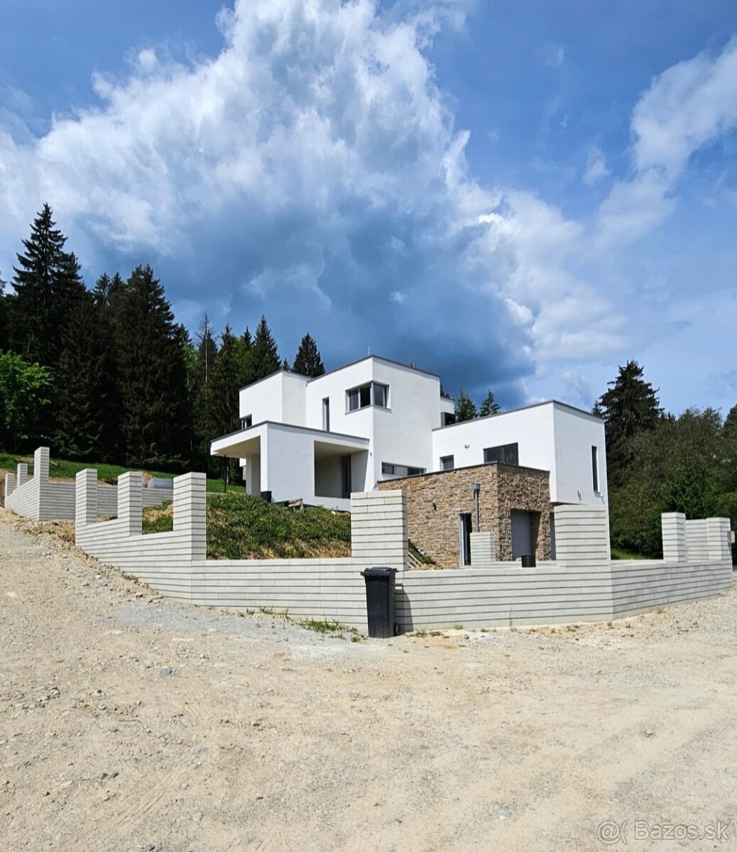 Stavebné práce (PB, PU, IL, TN a okolie) - 18